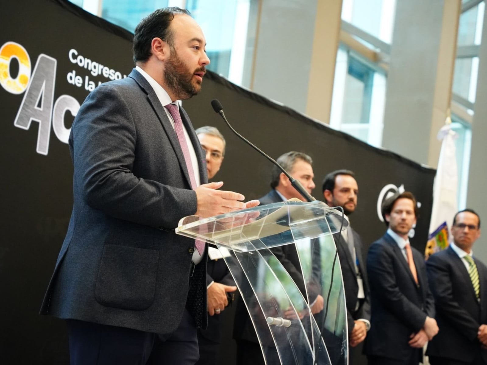 Emmanuel Loo, encargado del Despacho de la Secretaría de Economía de Nuevo León. Foto tomada durante el ExpoAcero 2025 publicada el 24 de marzo