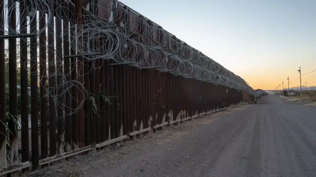 Parte del muro que separa la frontera de México con Texas