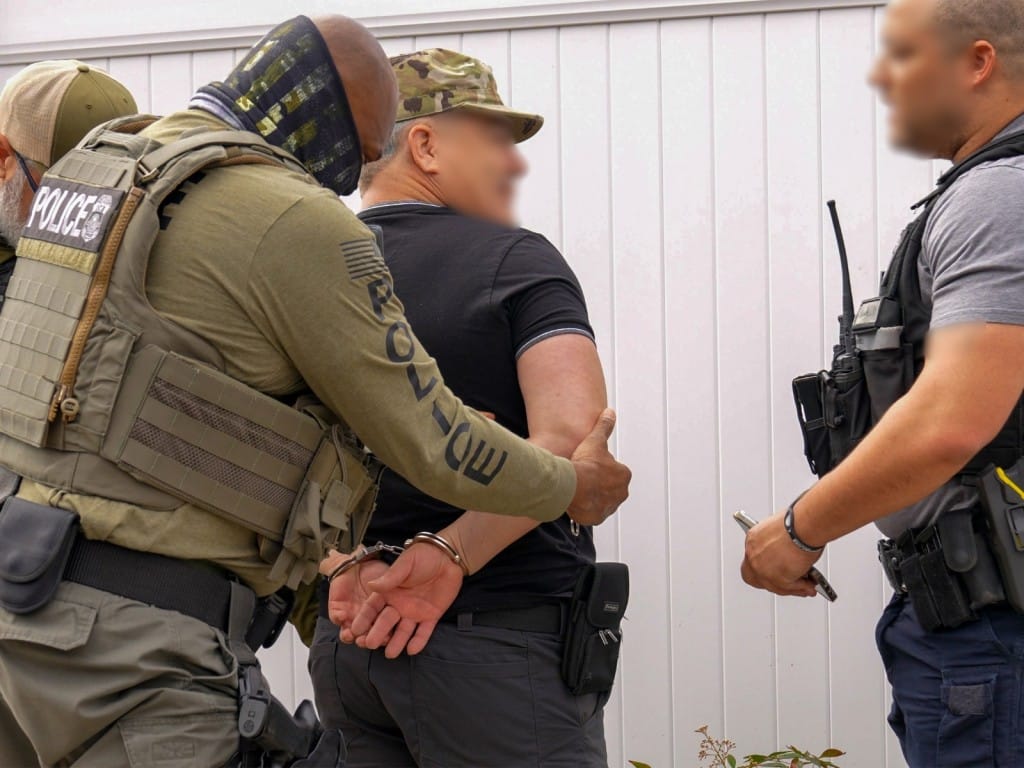 Imagen de un arresto de ICE. 8 de mayo de 2025.